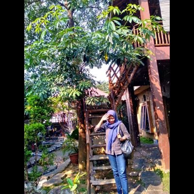 dithawsftri's profile picture. 
