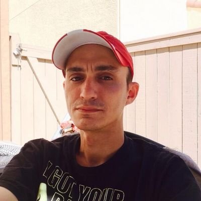 28Markmarinas's profile picture. nerd fun happy