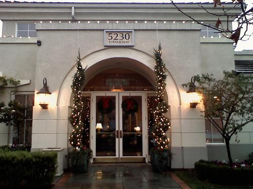 One Pearl Place showcases California living by linking the harmony of nature with the classical, timeless design of Northern Europe. 888-460-5945