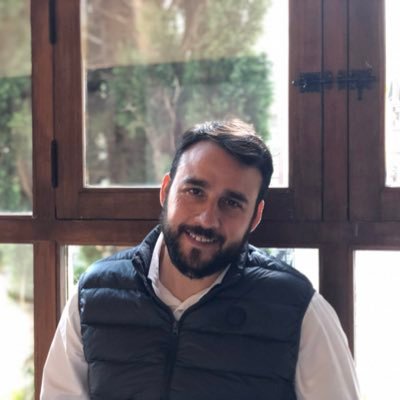 ddcamposs's profile picture. SINGER & SONGWRITTER.