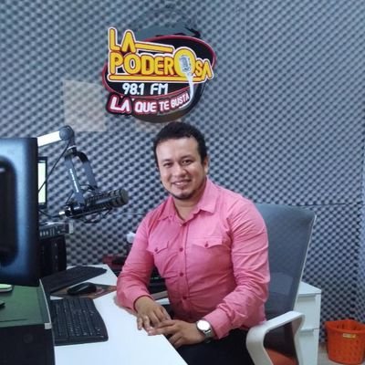 Locutor comercial certificado categoría:A N: 39693 actualmente en #LaPoderosa 98.1 Fm del grupo #Radiorama.