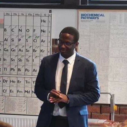 🇧🇪 Chemistry enthusiast⚗️
Organic Chemist👨🏿🔬
Football Fan ⚽
Passionate about food 🍜🥩🍟🥘