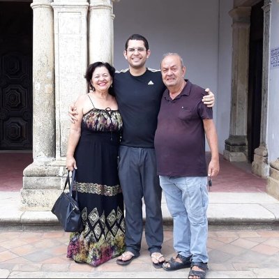 Alguém que nunca para de sonhar com um mundo melhor!!!!