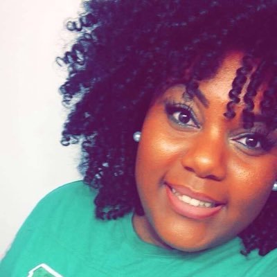 Lover of all things fun and innovative | Tech Addict 🧩 | Distinguished Educator.💕💚