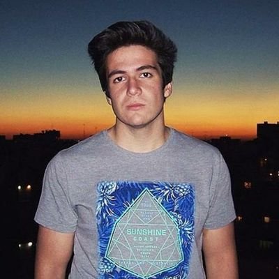 software engineer @jpmorgan student @ingenieriauba youtube tech content creator @ https://t.co/cc2KOeUQP4
🇦🇷