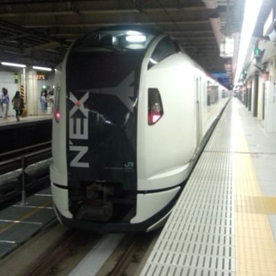 Azusae353kei's profile picture. 電車が大好き、休日は家で休んでいったり、電車を写真を取りに行ったり、電車を乗りに行ったりしている30代の男です。一番大好きな電車は
新幹線です🚄。