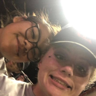 LynnVaries's profile picture. when’s nap time