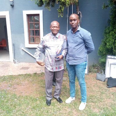 Siphe_mnyaka's profile picture. entertainment, corporate and competition lawyer

#pfa - invade the space 
Art collective

Uncubed group -legal, real estate, architecture and town planning