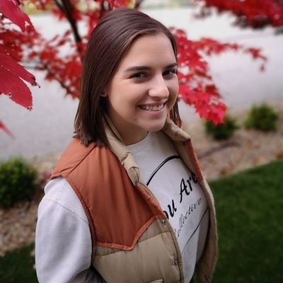 lilbeccs's profile picture. Blogger. Cheese lover. News junkie. Community enthusiast. #YEG born & raised. #SAIT Alumni. #oilcountry #ridernation #YACATUS