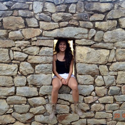 jen_munozz's profile picture. PhD candidate. Nature lover.