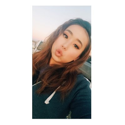 MarieJbadillo99's profile picture. Lit.
C-A-J-B
just updating my photo 🖐
Snap: julia_marie101 insta: jb_monroe