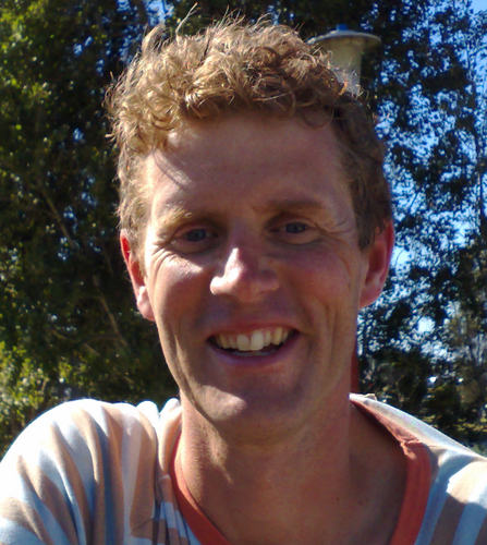 Web analytics, search, usability and conversion specialist and speaker. Founder of online performance agency Netprofiler, chairman Dutch Web Analytics Assoc.