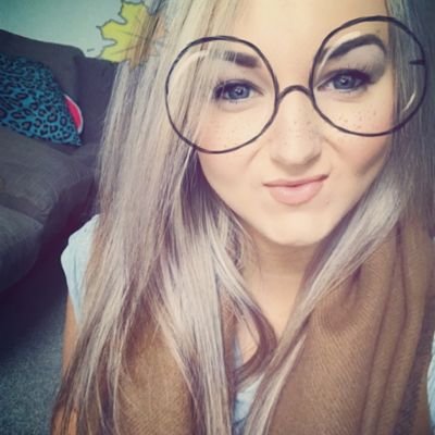 vickien92's profile picture. 