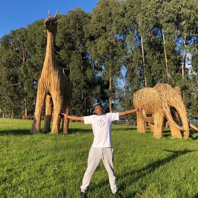 🚶🏾‍♂️Small🚶🏾‍♂️steps🚶🏽‍♂️just🚶🏽‍♂️Small🇷🇼steps
       Proud 👶🏽 Father👶🏽Founder @DUmuganda   
Founder🦒 @APPBAHO 🦒 Unique 💯