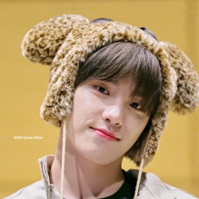 d1no_o's profile picture. 💛