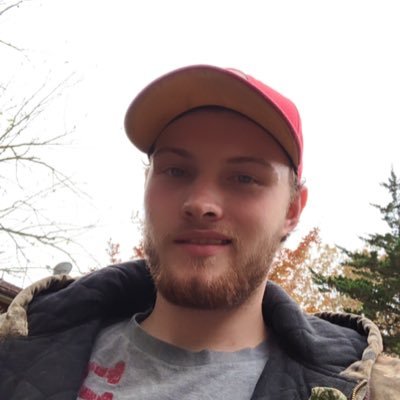 I’m 22 years old I love Females, I watch NFL, I love the Flash from DC comics. I love Marvel comics as well, I’m a carpenter. I work out at a 24 hour open gym.