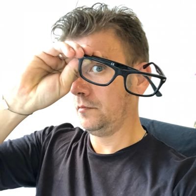 MichPant's profile picture. Autor. Katzentyp.