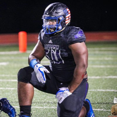 RHS🎓2021/#54 OL&DL/1st team All-Conference OL 2018 DL 2019, 1st team All-District DL, 1st team All-State DL🌟