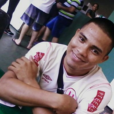 Olá meu nome é kewison e trabalho com marketing digital e fazendo vendas online ganhando dinheiro sem sair de casa. venha também você fazer parte do nosso grup