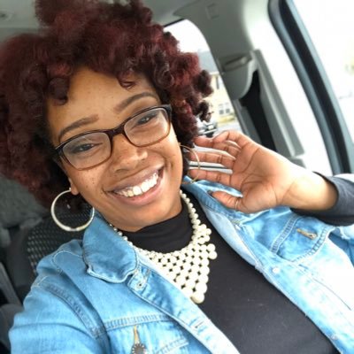 mompreneur • ceo • virtual assistant • recruiter of dope people • reviewer of dope things • smoker of dope bud 😝💗🖤 #MADEWITHLOVE