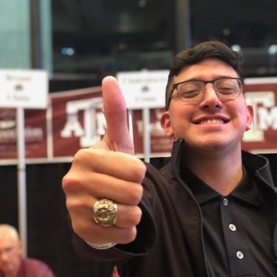 dandan___c's profile picture. Dallas | tamu alumni | ΣΛΒ | he/him/el