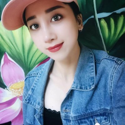 tclairyt's profile picture. 