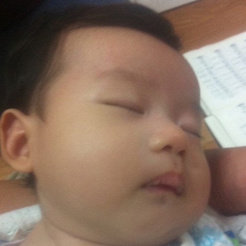 sky1303kr's profile picture. 