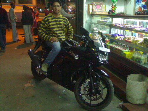 avneeshrajpal's profile picture.