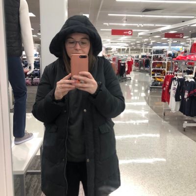 alliperfume's profile picture. 