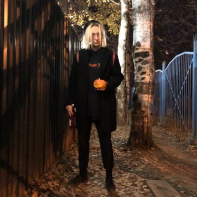 hellawwendy's profile picture. eng/rus im bard