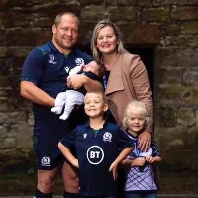 Pro rugby player for @EdinburghRugby & @ScotlandTeam, love my family and Owner of @ProperPioneer