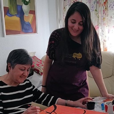 I believe that #Art is a powerful tool that can #help people with #dementia #learningdisabilities #stress.
I run workshops & deliver art packs in Barnet.