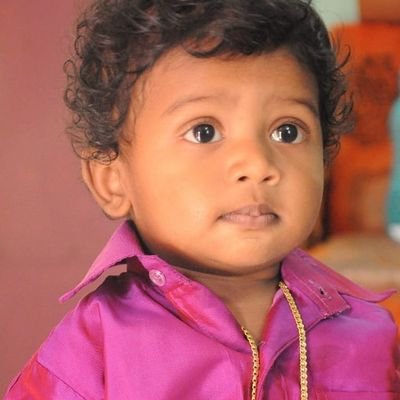விழுந்து கிடந்தால் வீடும்க்கூட சிறைச்சாலை!
எழுந்து நடந்தால் எரிமலைகூட வழிச்சாலை!