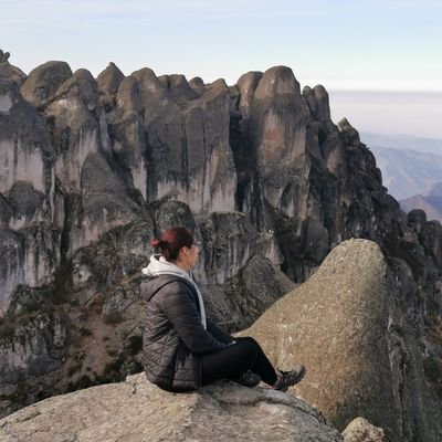 Vr_aDria's profile picture. 