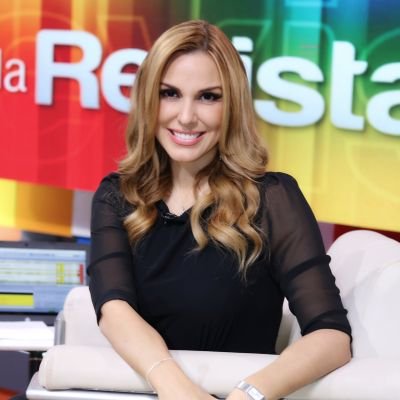 Presentadora de La Revista y Telepaís Meridiano en la Red UNITEL