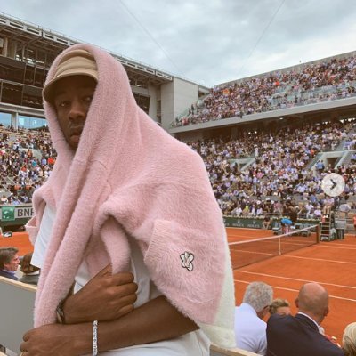 poni_mtle's profile picture. ♋