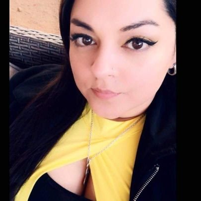 Corredor de propiedades Nacional e Internacional, signo Cancer, Cosmetologa y Maquilladora profesional, Gatuna.