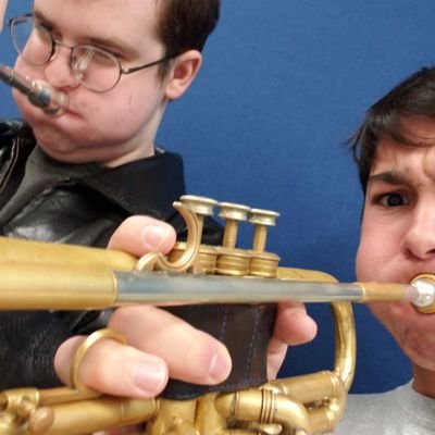 Hard of Hearing Mexican-Irish Trumpet Playing Twin
#Phonak Teen Advisor