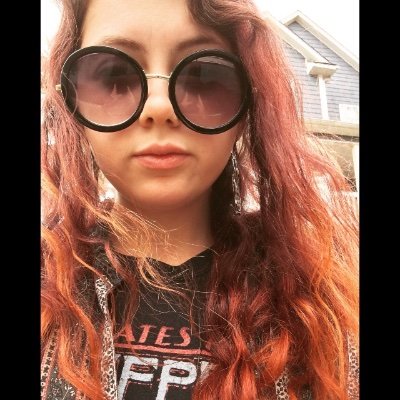 voodoolettersx's profile picture. New to twitter. 🌻 20 years old.  Polymath.