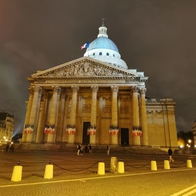 julie_lgdc's profile picture. 