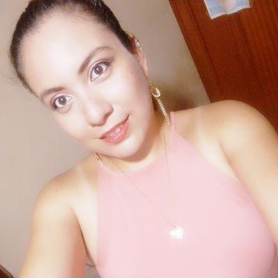 Lic. En bioquimica y farmacia, me encanta la musica