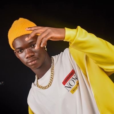 HOLLYSWIZZ OFFICIAL ACCOUNT
musician / live performance
unsigned artist / show killer
WhatsApp / 09029230620
email/ Hollyswizzayo@gmail.com