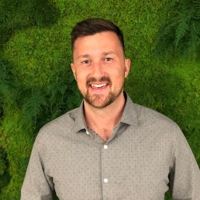 Director, Product Management @cockroachdb
MBA from @kelloggschool
Huge @UNC_Basketball fan