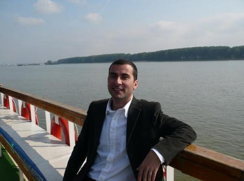 40 y/o electrical power engineer