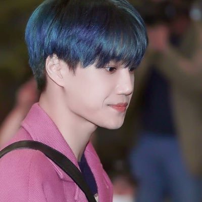 _sundayyyyy's profile picture. @oneone060777 เพื่อนเชี้ย @yourmin1993 แรสสสส🦏