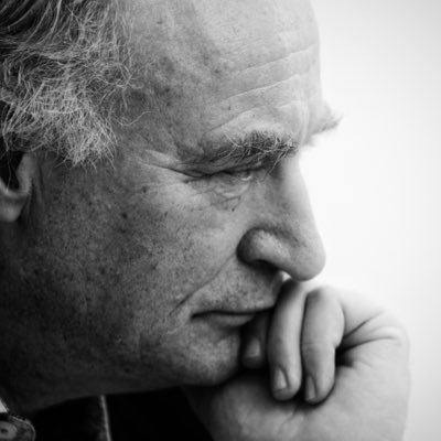 Ansgar Graw Profile