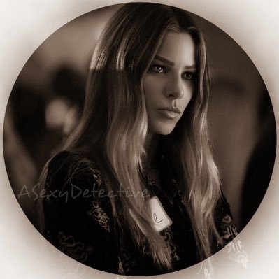 #NotLaurenGermann “Iᴛ’s ʀᴇᴀʟʟʏ ɴᴏᴛ ᴀ ɢᴏᴏᴅ ᴅᴀʏ ғᴏʀ… ʏᴏᴜʀ… Lᴜᴄɪғᴇʀɴᴇss” #damnedfangs Banter is welcomed