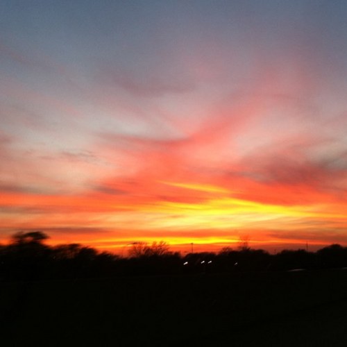 moderngivers's profile picture. Helping to bring skilled volunteers and nonprofits in need together. Website launching soon.