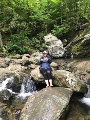 EnviSciKate's profile picture. Environmental Science M.S. & B.S. 🌎 Making science accessible for the general public is my passion 🔬💧🌱 (go vote)