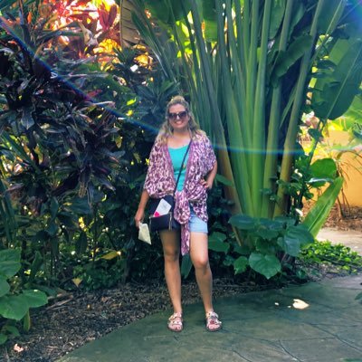 salty & sensitive 🥲🌿🍋🐇☂️🌼🥞👩🏼‍🌾